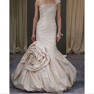 Ines Di Santo Wedding dress
